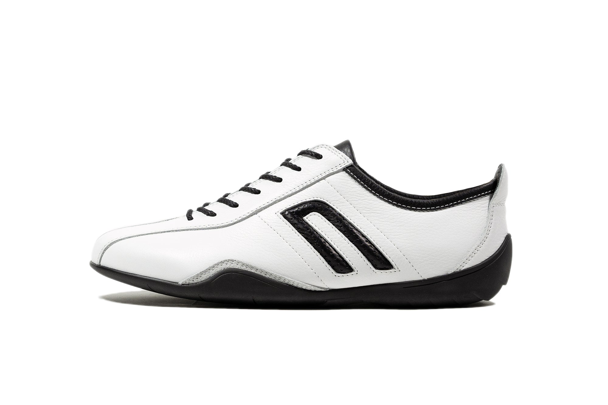 イデア ホワイト & ブラック