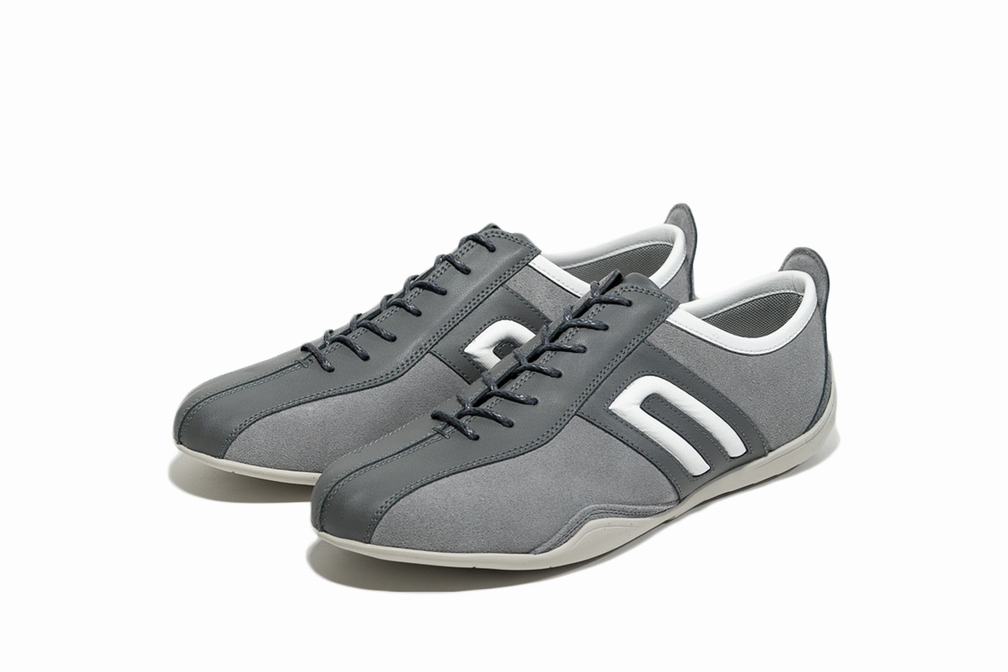 イデア アルノーコントラスト ナルドグレー & シルバー