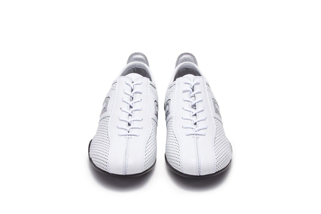 イデア パンチング ホワイト & シルバー