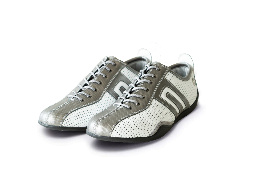 イデア × NISSAN Z ホワイト