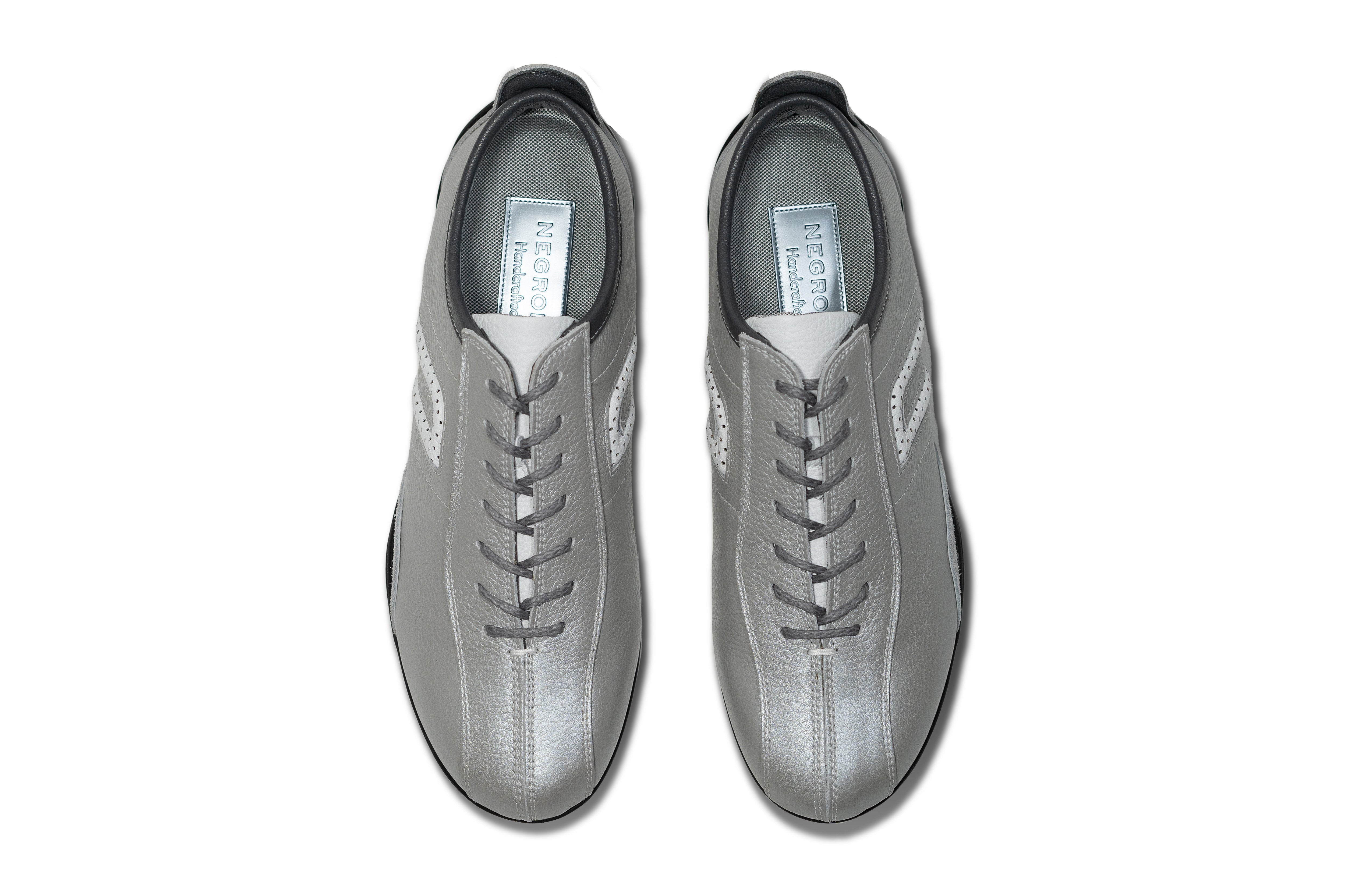 イデア　シルバー ＆ ホワイト