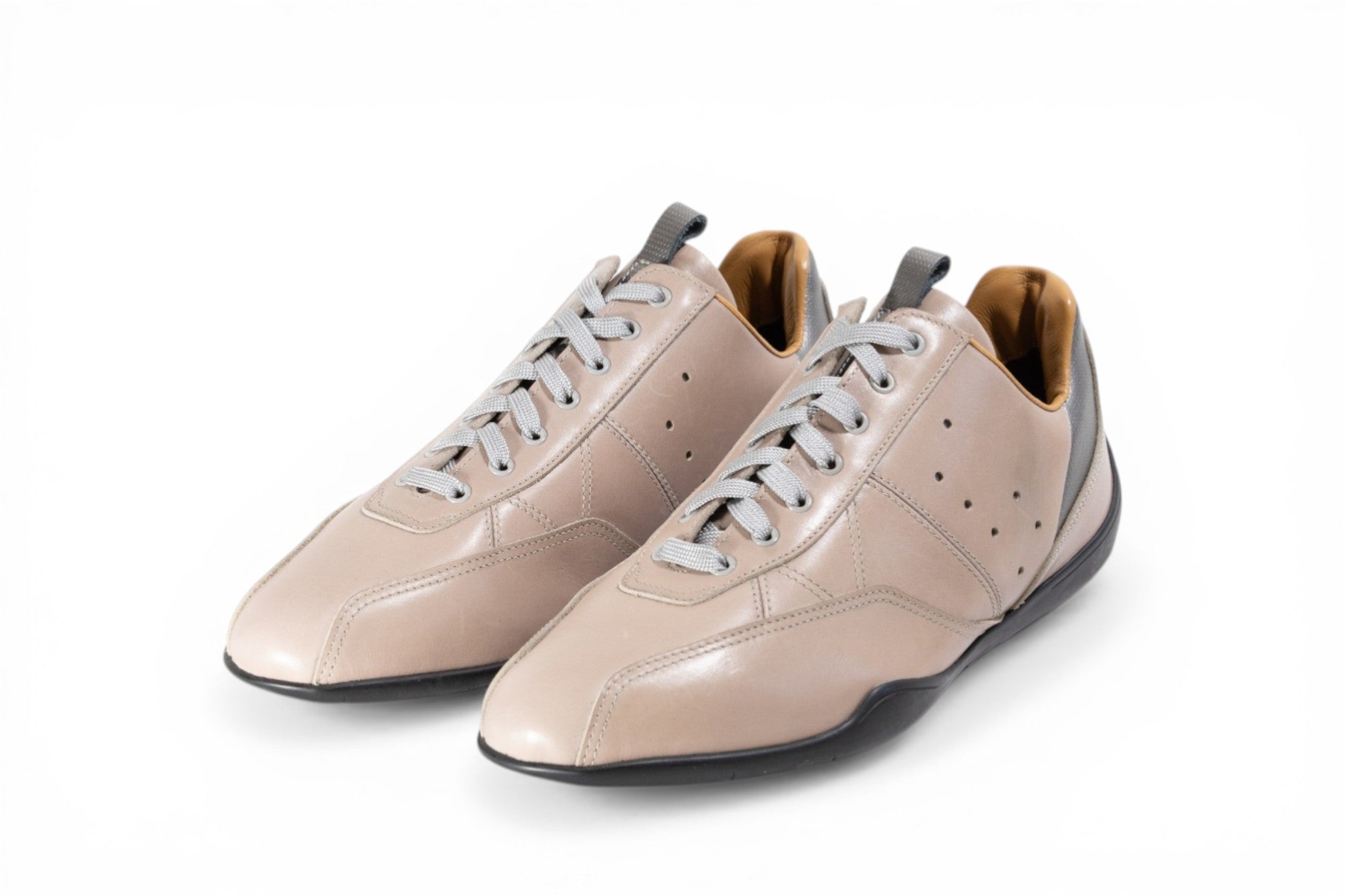 スピアヘッド　ペブルグレー & シルバー　<br>SW26-43-9〔AR〕