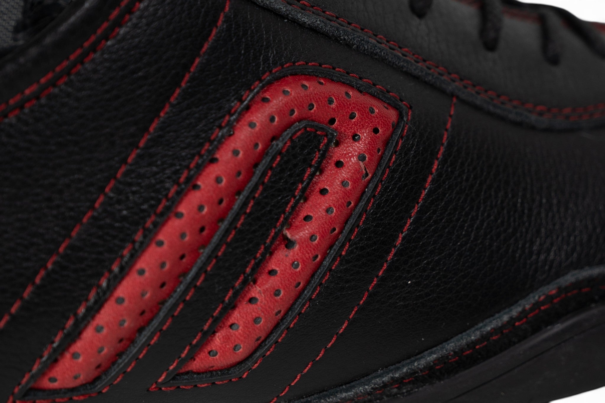 イデア　ブラック & レッド<br>SW26-44-21〔CS〕